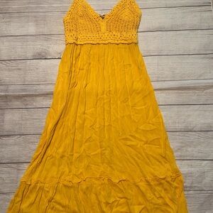 Mint of blush Yellow Sleeveless Maxi Dress